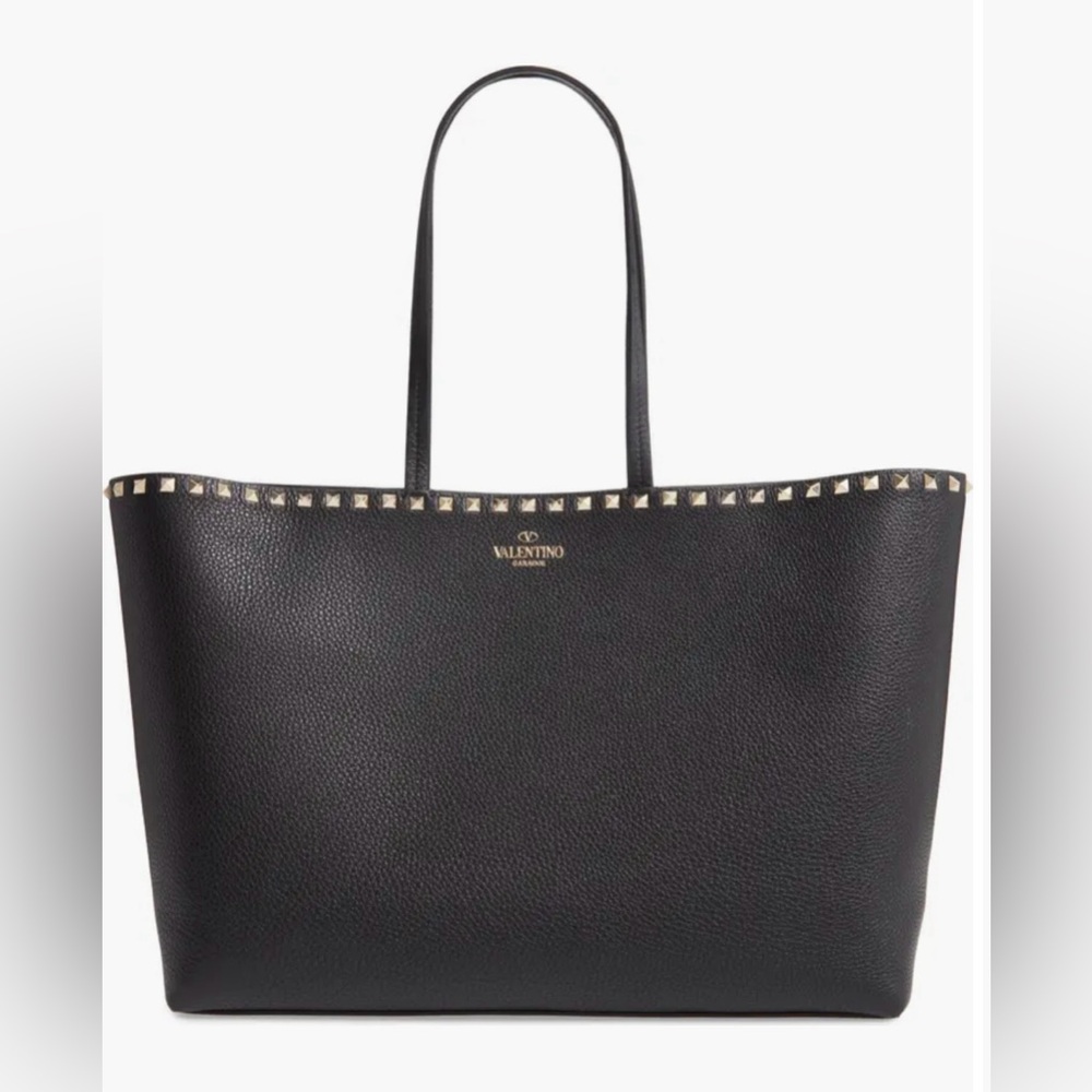 Valentino Garavani Rockstud Leather Tote. Brand new but no tags